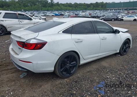 2021 Honda Insight Touring z USA, uszkodzony, nr VIN 19XZE4F91ME006392